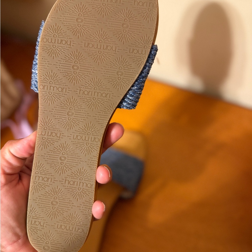 Hari Mari Women's Antigua Sandal - Picture 2 of 5